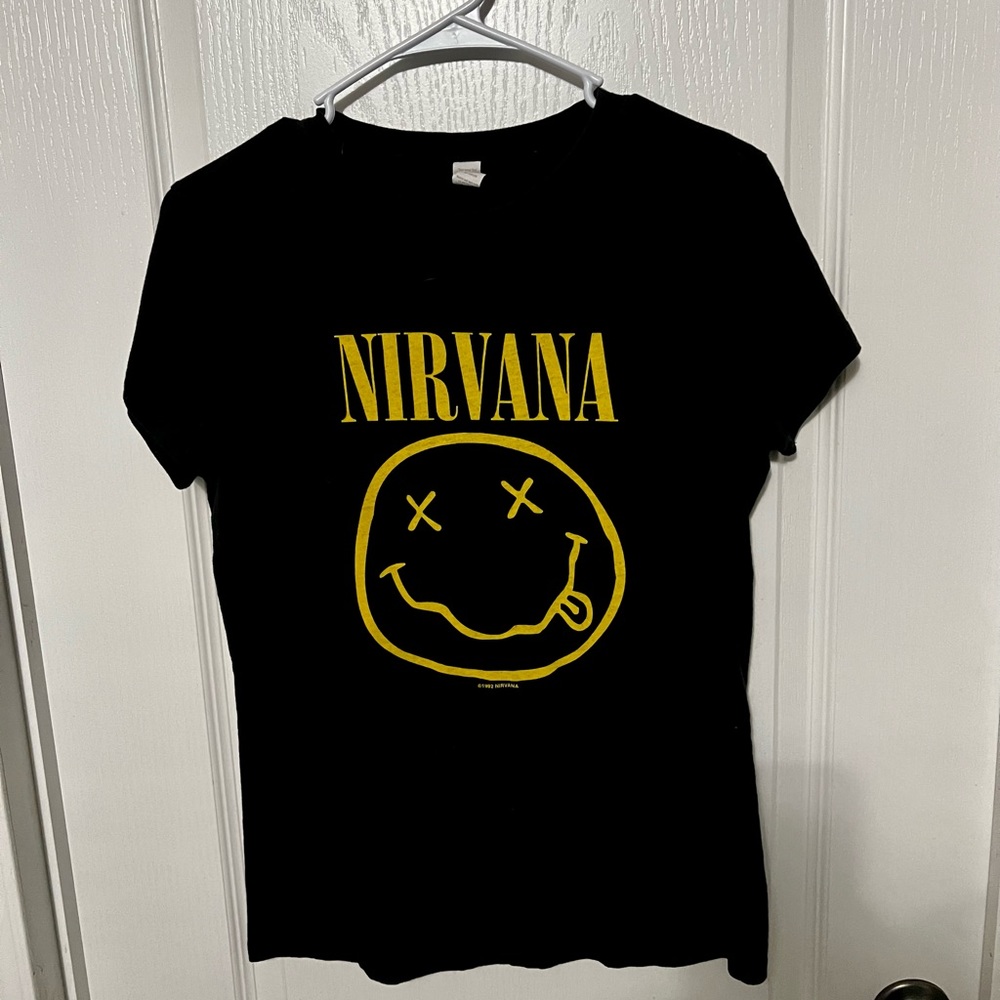 Junior size L Nirvana Tee
